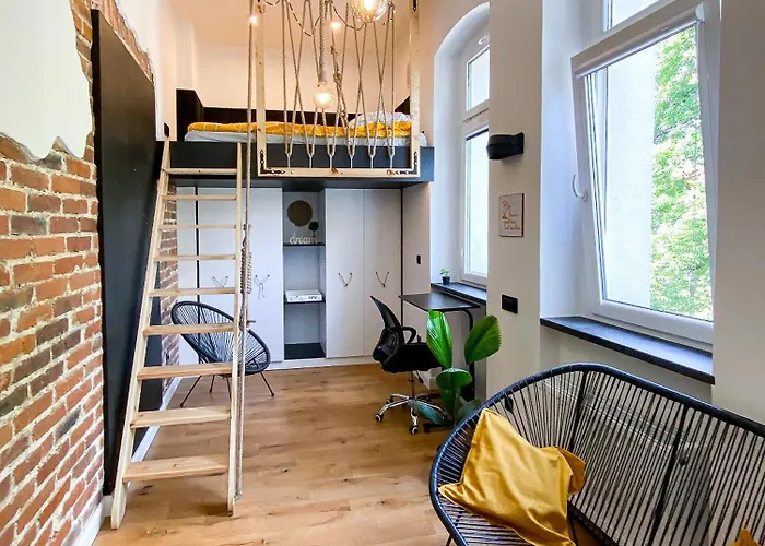 35-sailoft - Deerrest Jelenia Gora